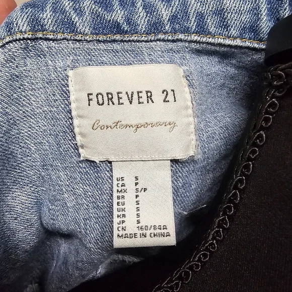 Forever 21 Denim Jean Jacket Hand Embroidery Peace Flowers Boho - Picture 6 of 8